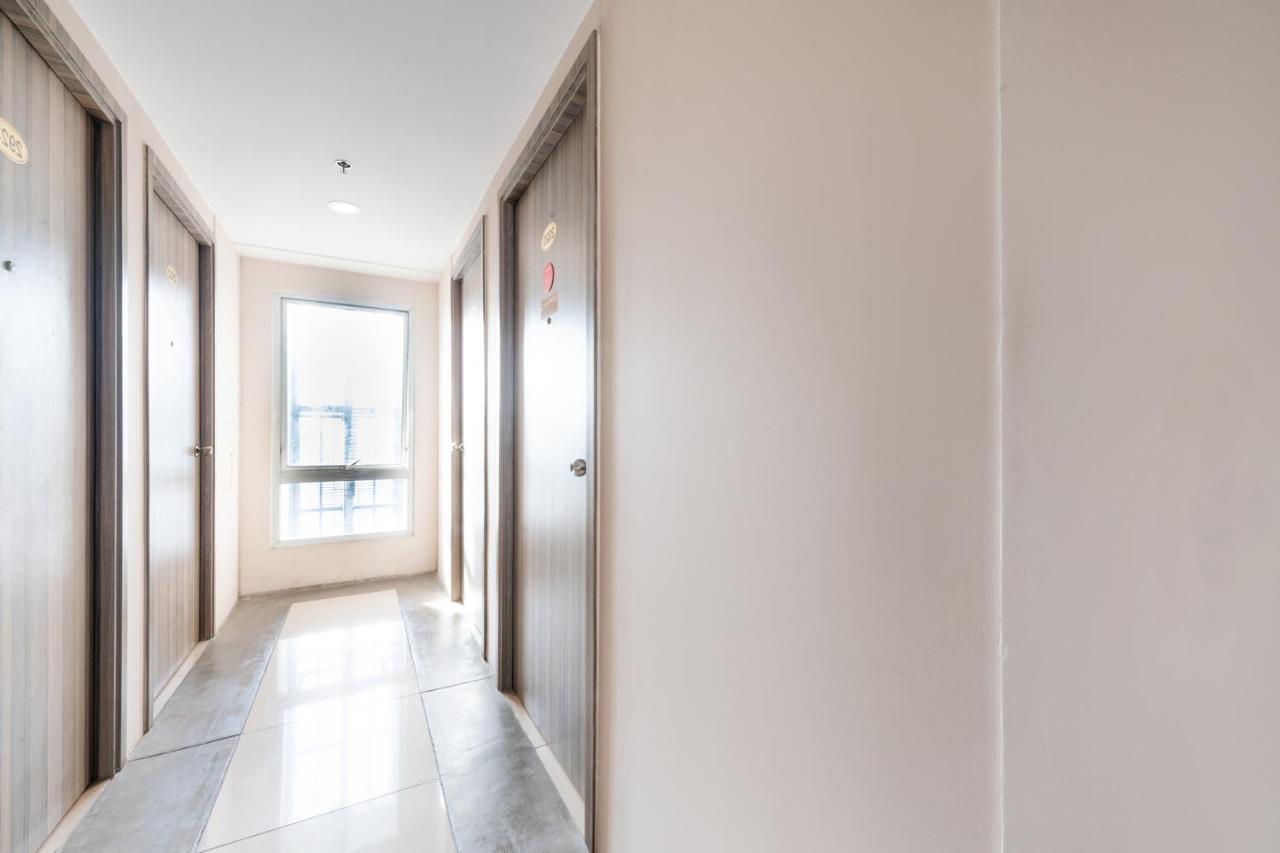 Oyo 474 Urbandeca Tower 316 - Nizami Condotel Mandaluyong Extérieur photo