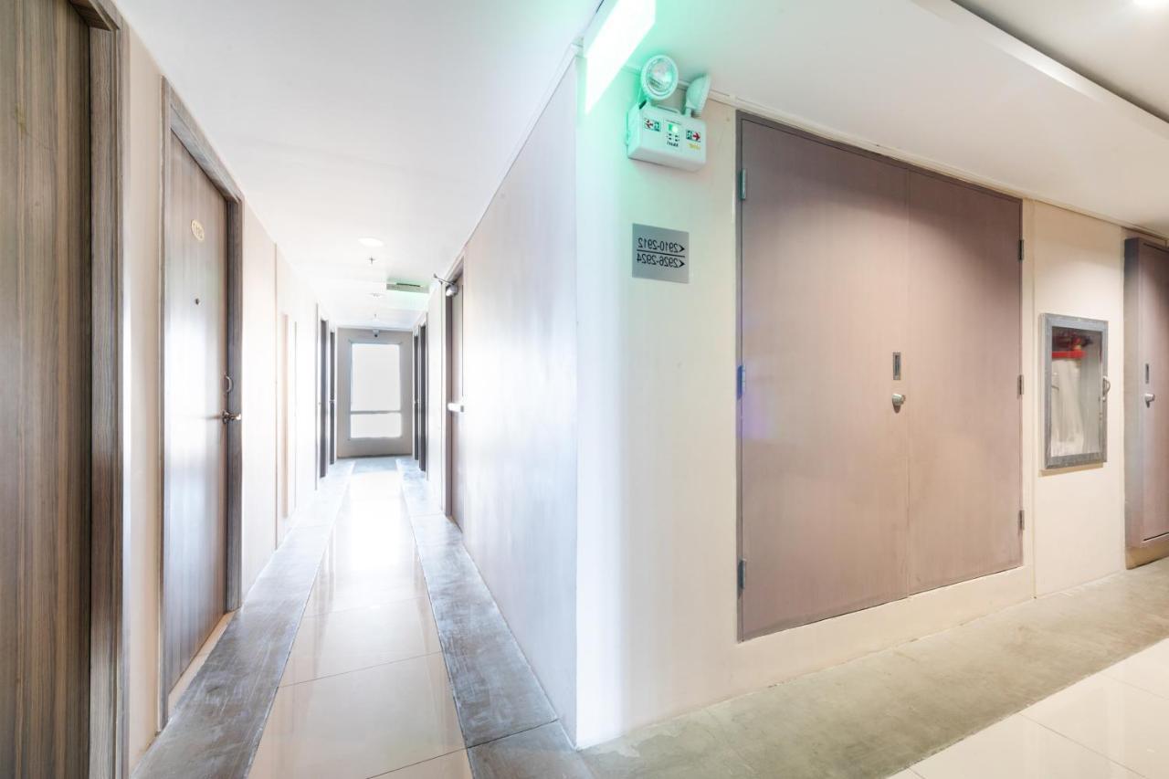 Oyo 474 Urbandeca Tower 316 - Nizami Condotel Mandaluyong Extérieur photo