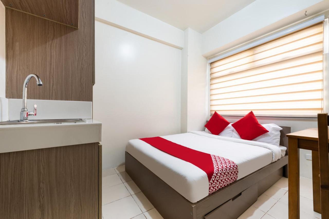 Oyo 474 Urbandeca Tower 316 - Nizami Condotel Mandaluyong Extérieur photo