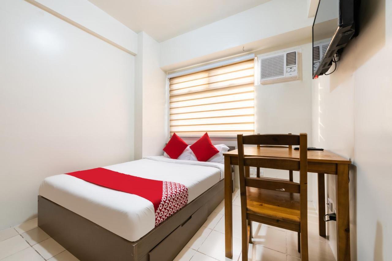 Oyo 474 Urbandeca Tower 316 - Nizami Condotel Mandaluyong Extérieur photo